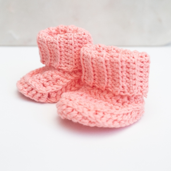 Peach Pink Handmade Baby Booties 👶 - Picture 1 of 2